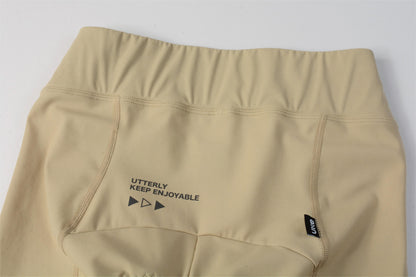 Women's Seamless Shorts CL-1 Astonishing Goose-Mothiness